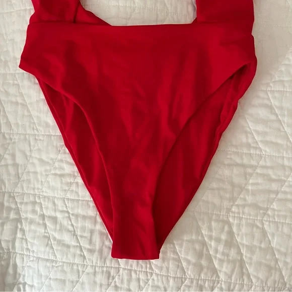 Plumeria Alessia One Piece - Picture 6 of 6